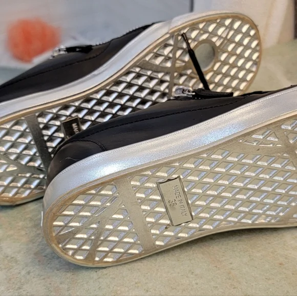 Giuseppe Zanotti Black and Silver Low-Top Sneakers